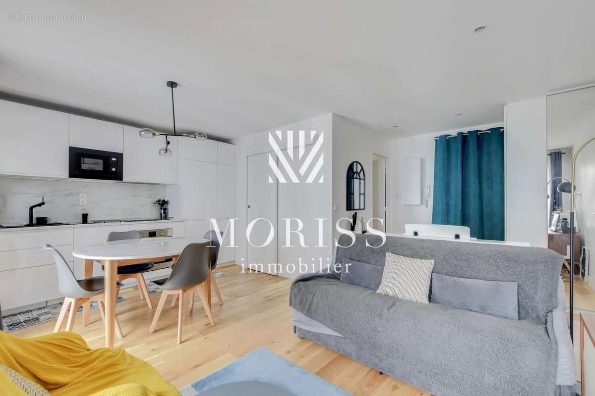 Appartement à PARIS-17E