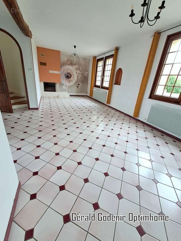 Maison à VINCEY
