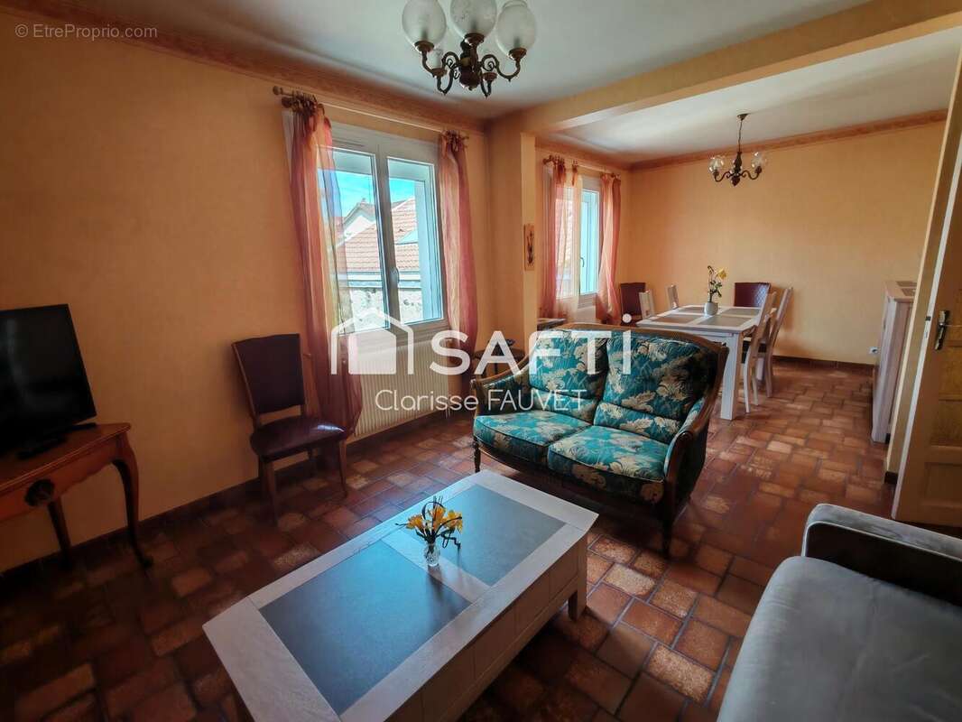 Maison 96 m² à Limoges  - photo 2