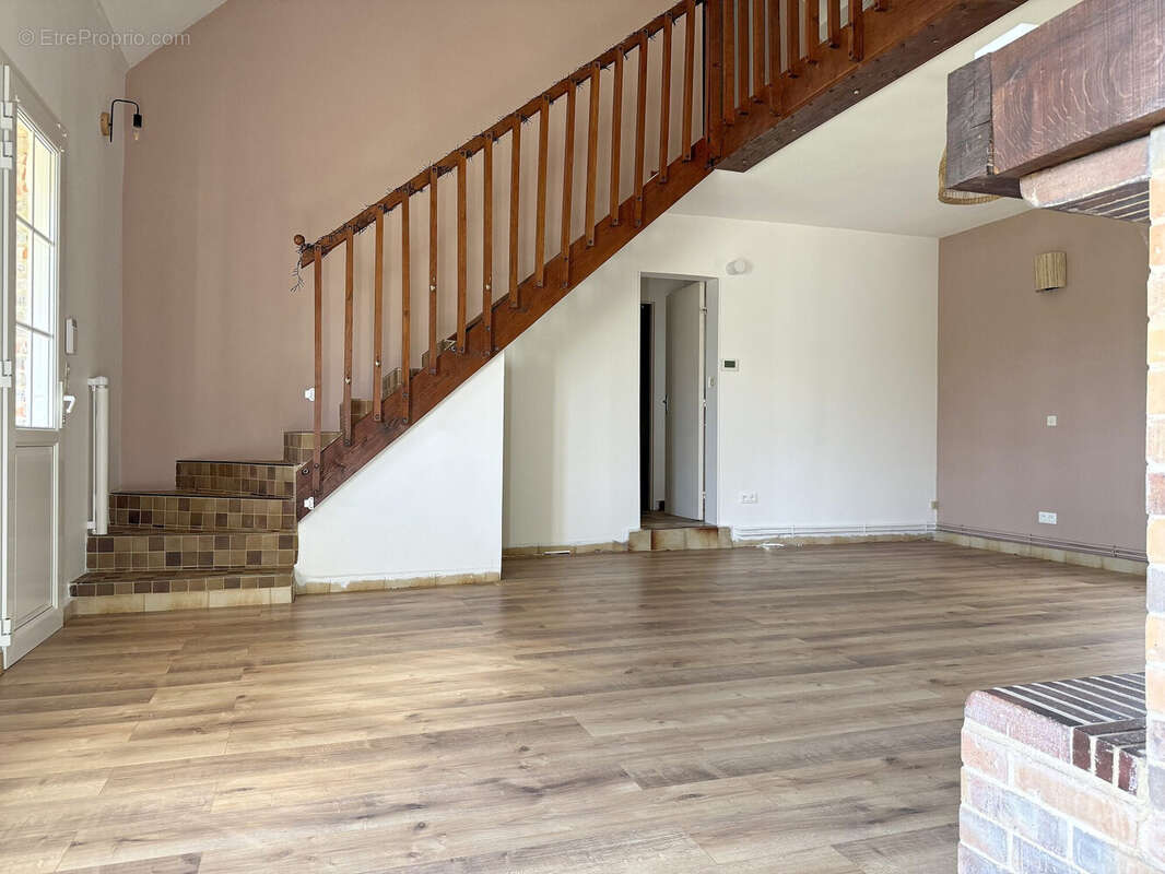Maison 106 m² à Boissy-Les-Perche  - photo 8