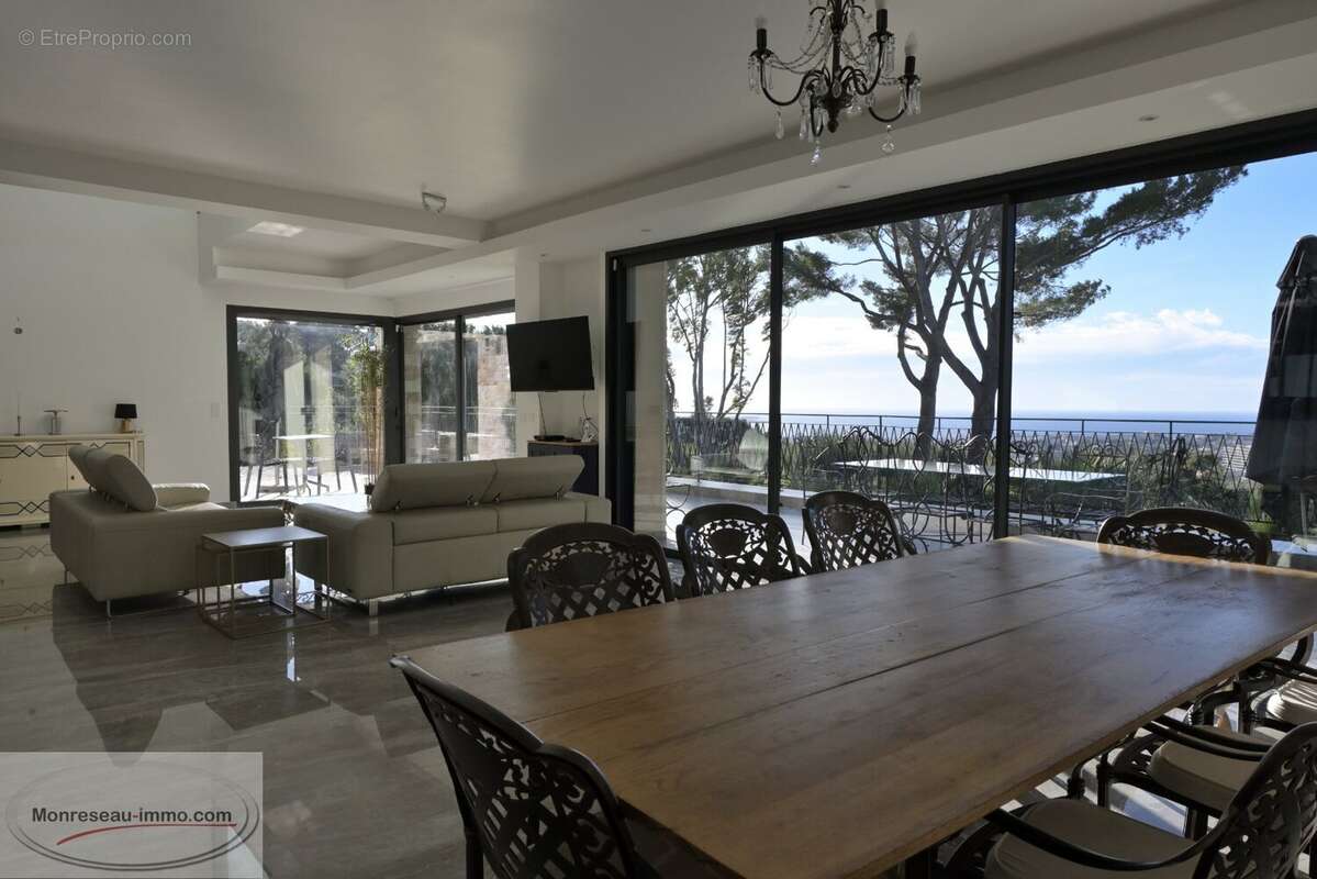Maison à MOUGINS