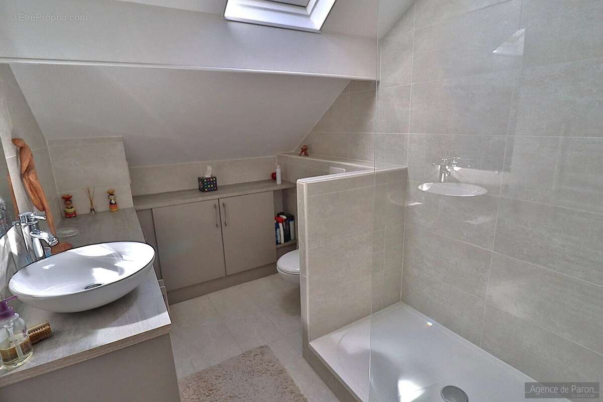 Maison à VERRIERES-LE-BUISSON