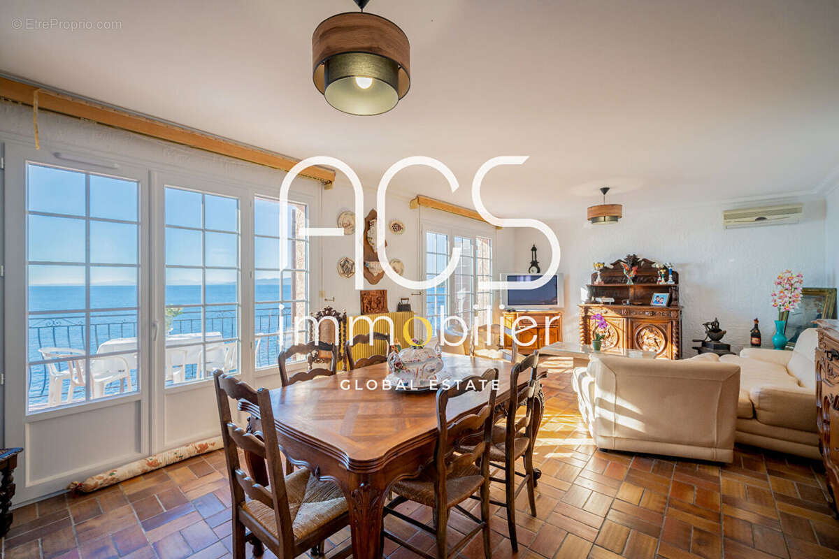 Maison à SAINT-RAPHAEL