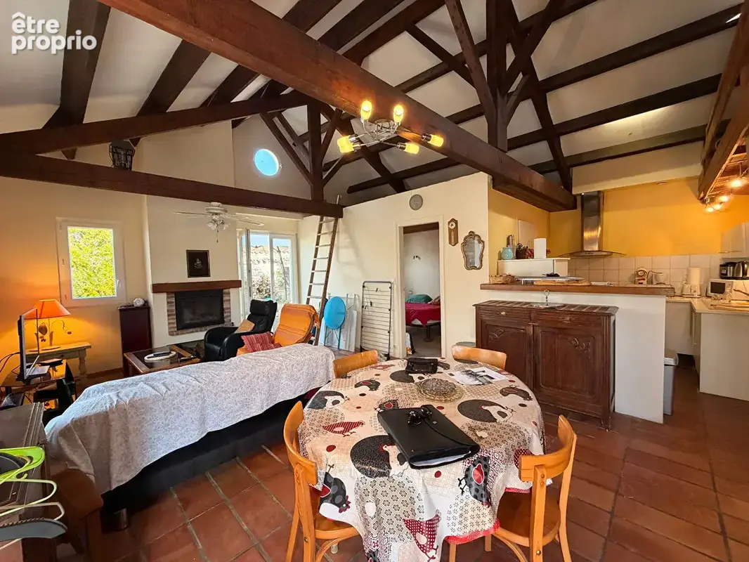 Maison en pierre de charme avec charpente apparente - photo 4