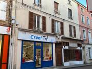 Appartement à COURS-LA-VILLE