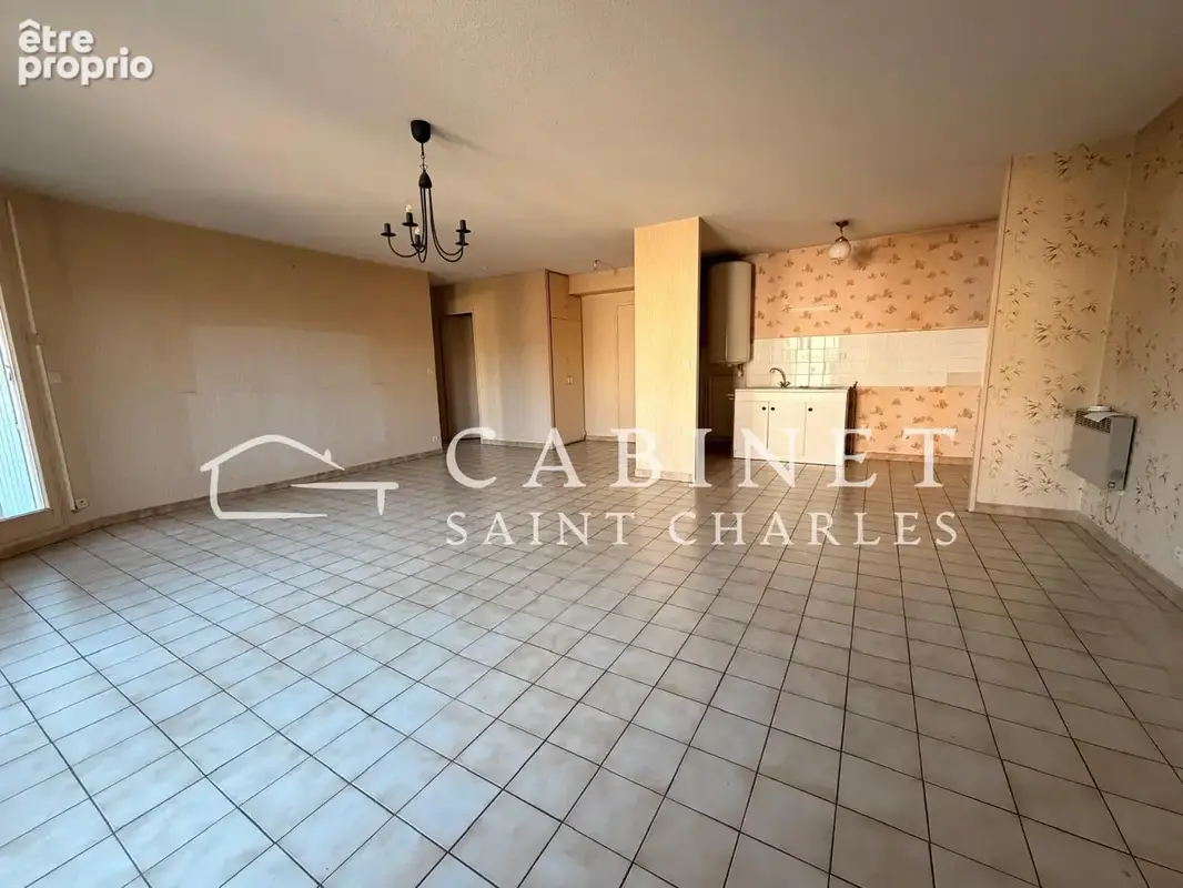 Photo Appartement à Saint-Vallier au prix de 65 000€