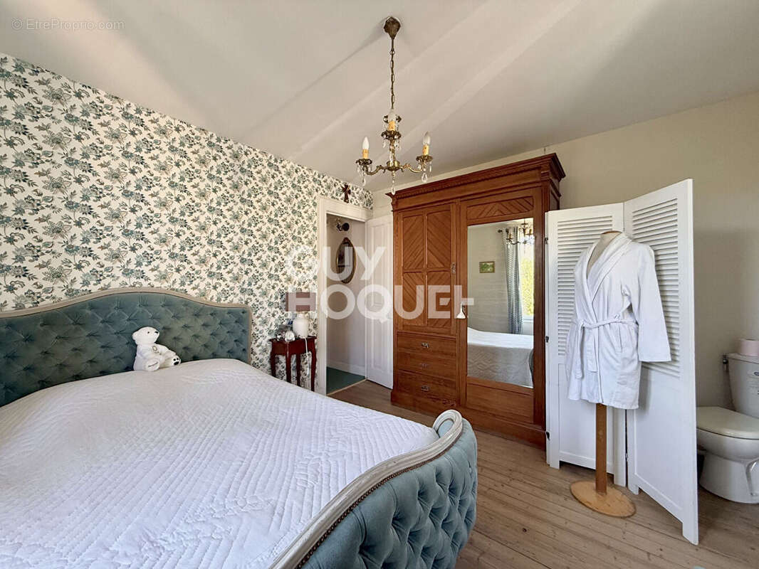 Maison avec tres beau jardin terrasse et dependance- trouville sur mer - photo 10