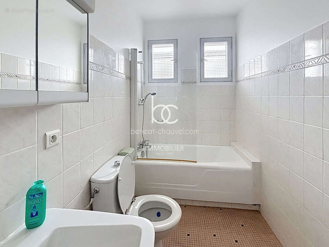 A vendre Appartement 5 pièces - VANNES CENTRE VILLE - photo 8