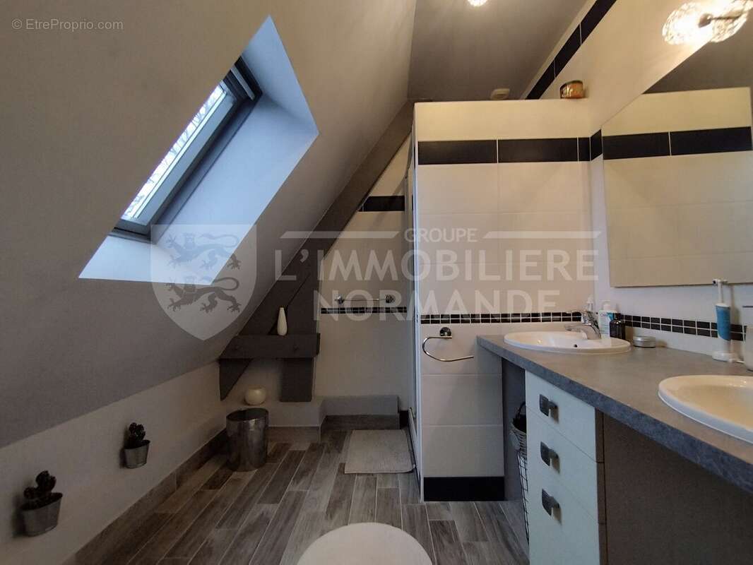 Maison à PACY-SUR-EURE