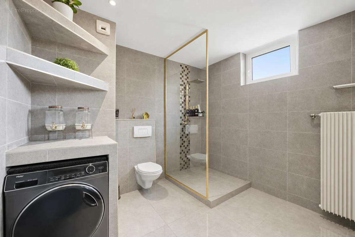 Maison de 8 pièces de 218 m² à Ingwiller - photo 12