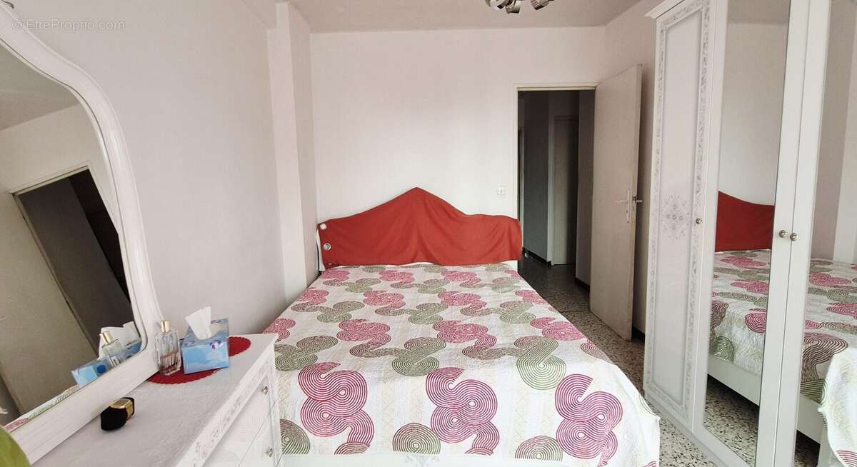 Appartement à MARSEILLE-3E