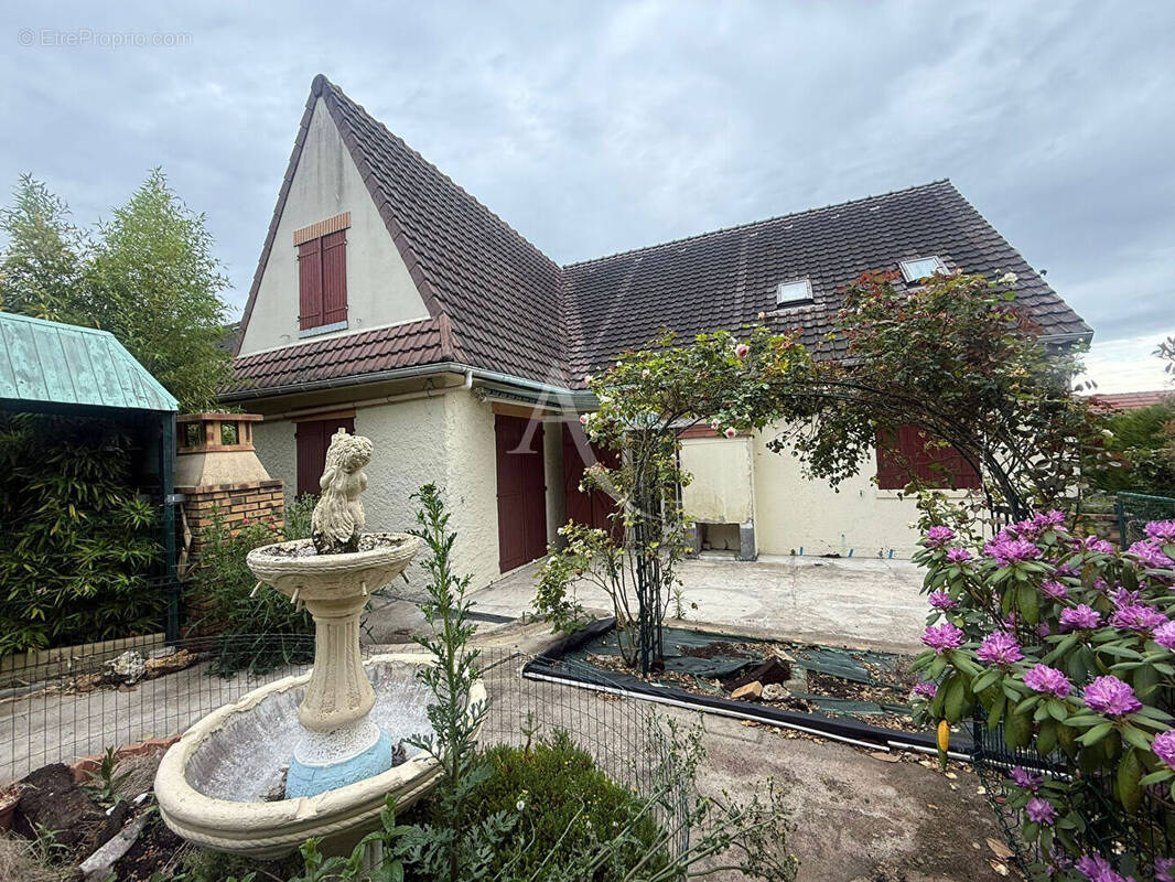 Maison à CREGY-LES-MEAUX