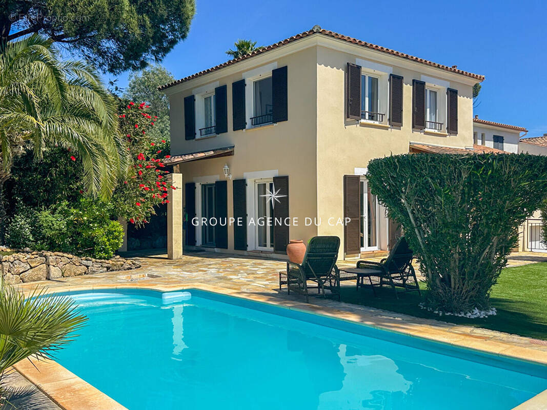 Maison à LES ISSAMBRES