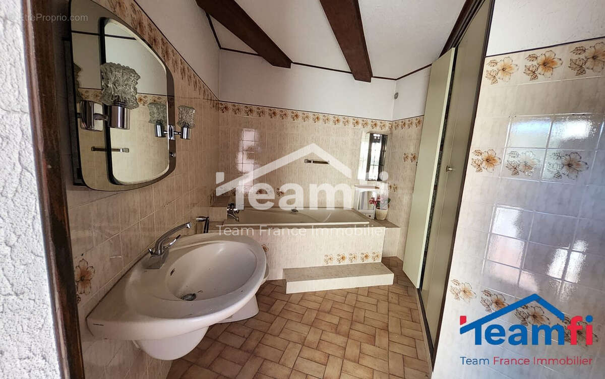 Appartement à SAINT-AMBROIX