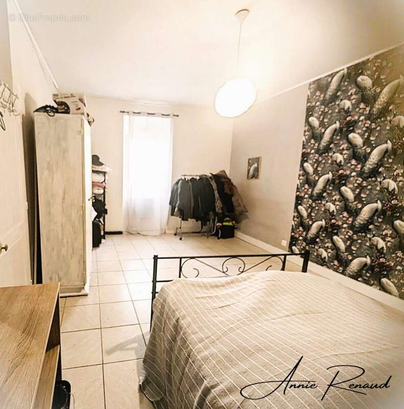 Chambre - Maison à SAINT-VITE