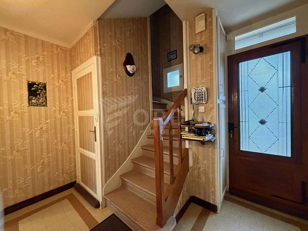 Maison à COSNE-COURS-SUR-LOIRE