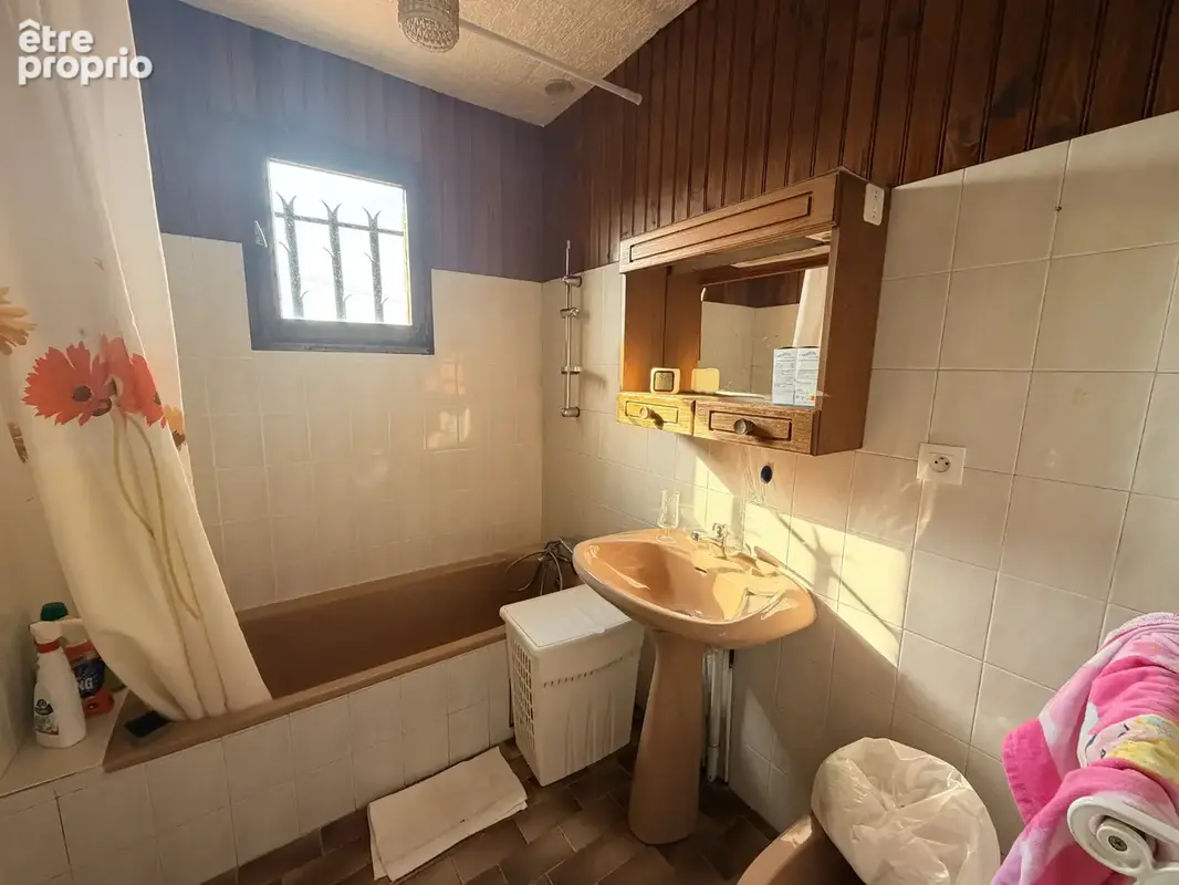 Maison divisee en deux appartements - photo 12