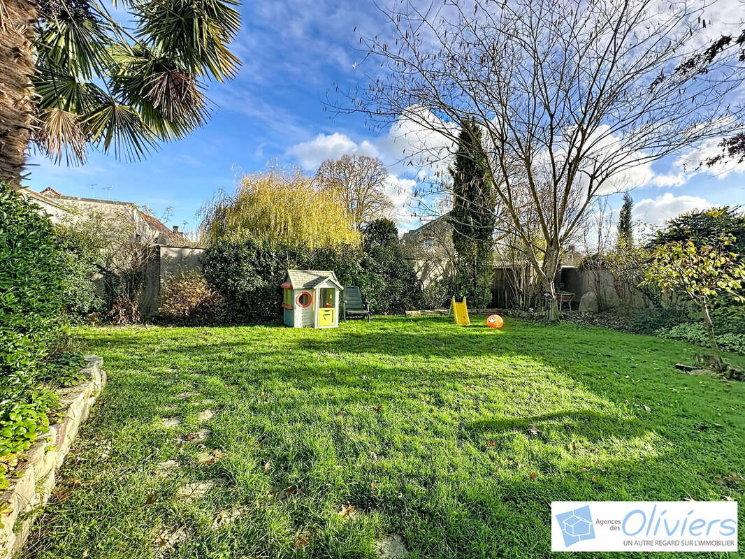 Maison à CERNAY-LA-VILLE