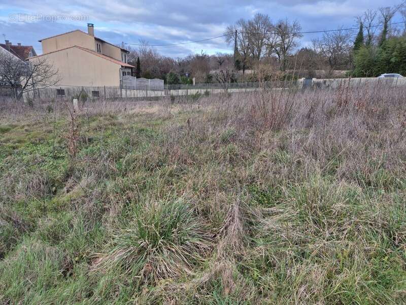 Terrain à ANGOULEME