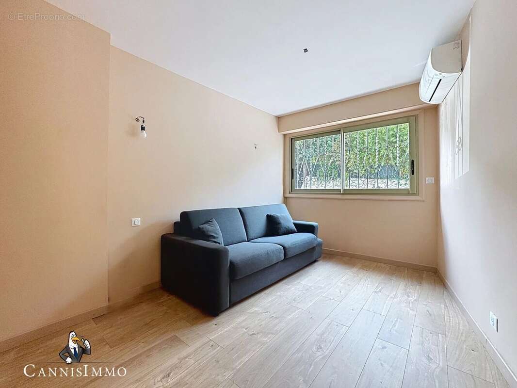 Appartement à LE CANNET