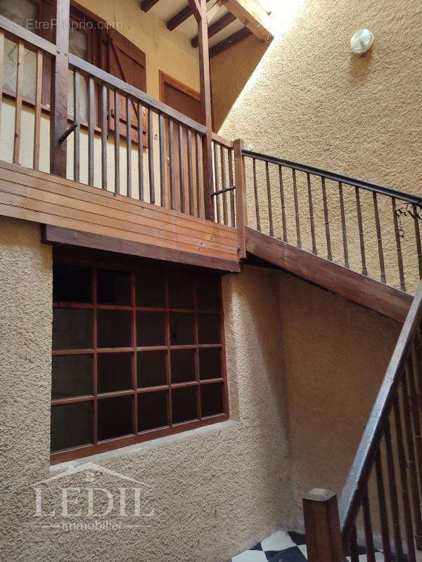 Maison de ville à fort potentiel - photo 2