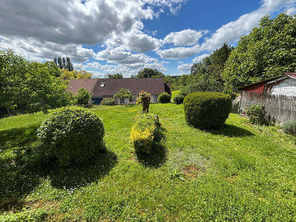 Maison à FUSSY