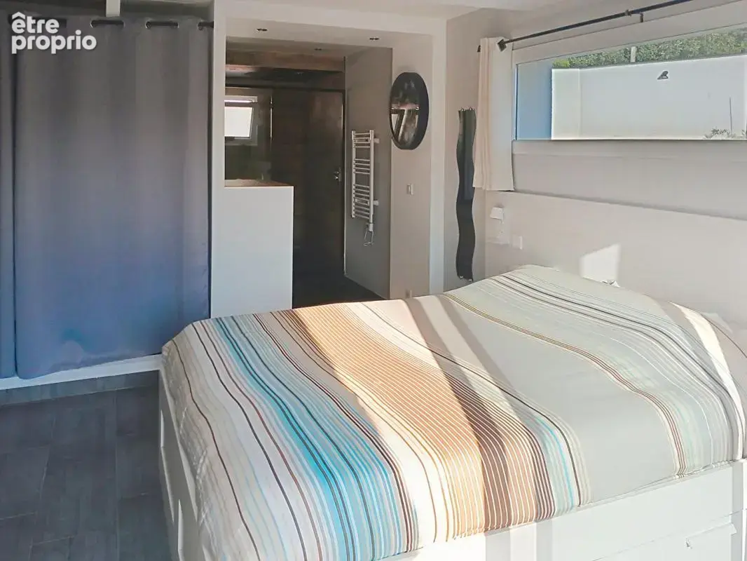 Villa T6 avec piscine et terrain de 1241m² - Sainte-Anastasie-Sur-Issole - photo 10