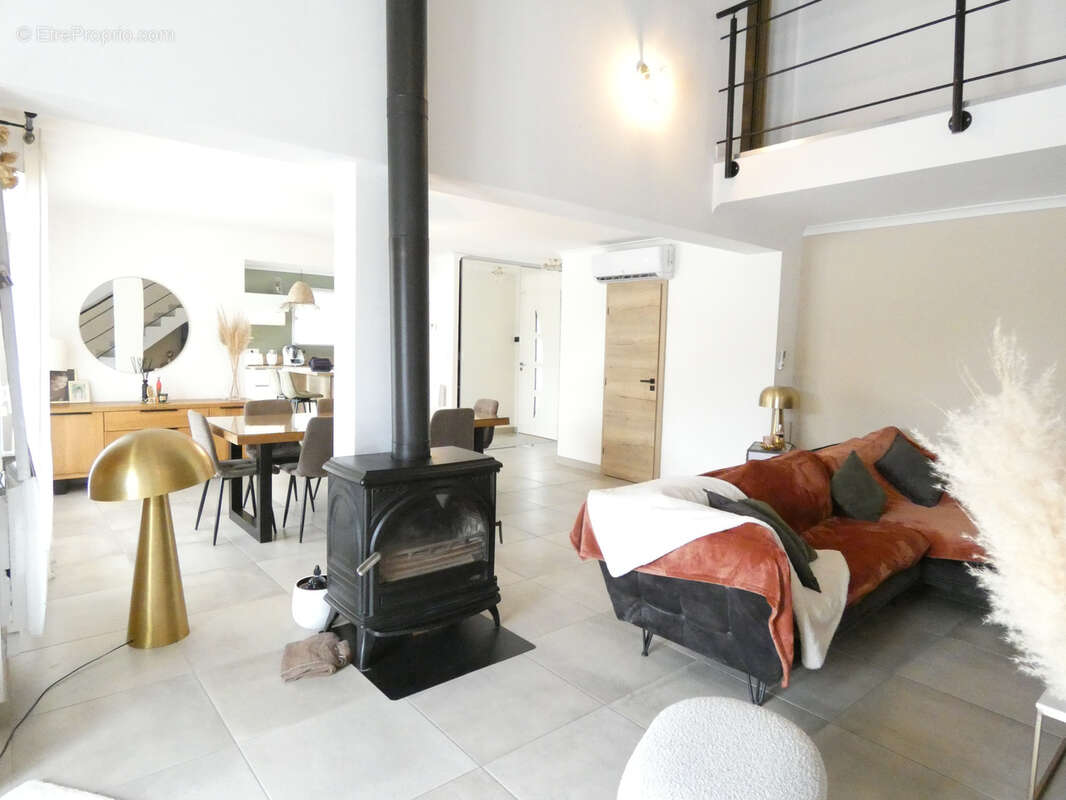 Maison à SAINT-PRIVAT-DES-VIEUX