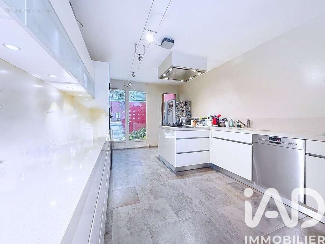 Photo 4 - Maison à SAINTRY-SUR-SEINE