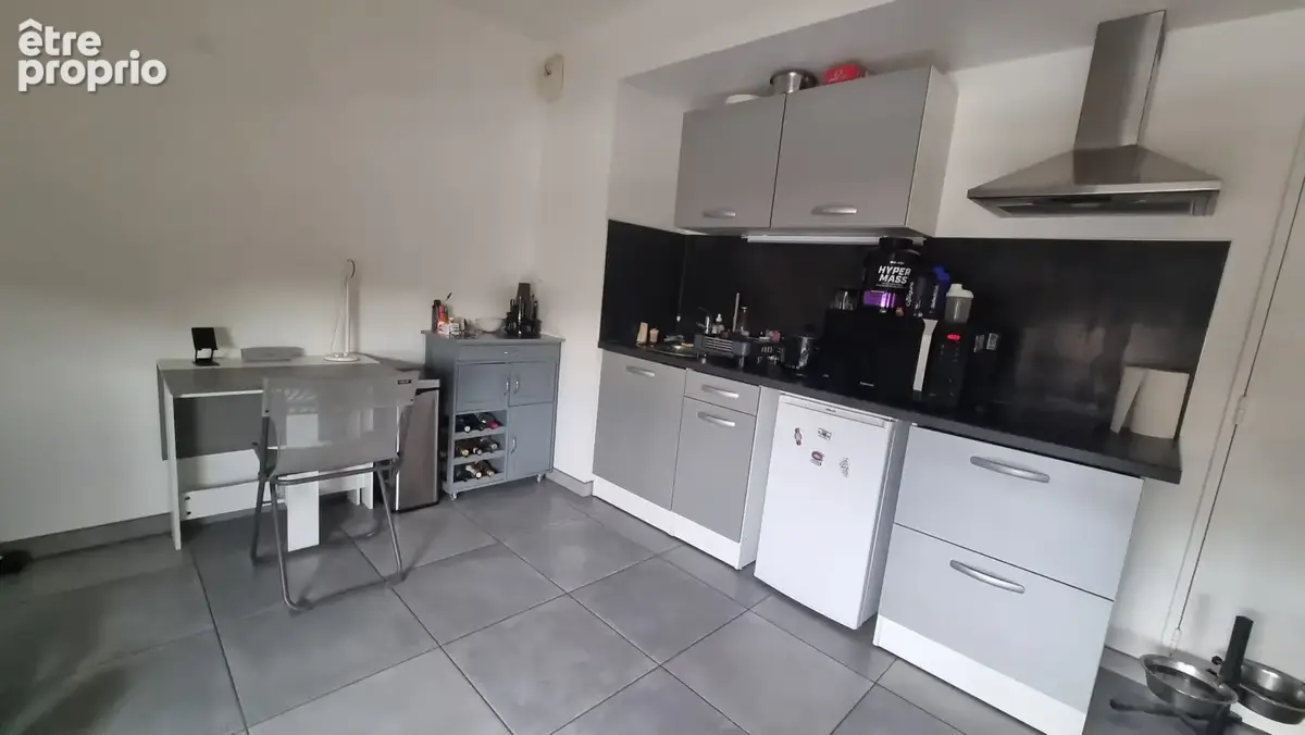 Appartement 1 pièce 30 m² à vendre à Bron (69500) - photo 3