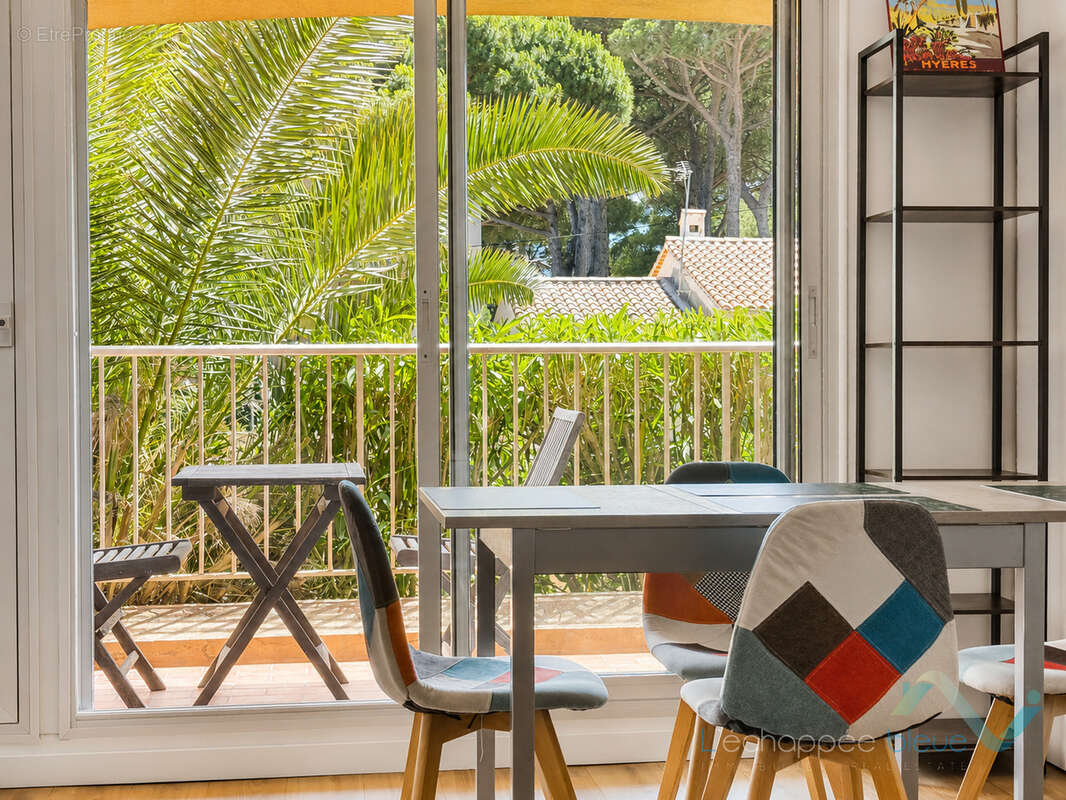 Appartement à HYERES