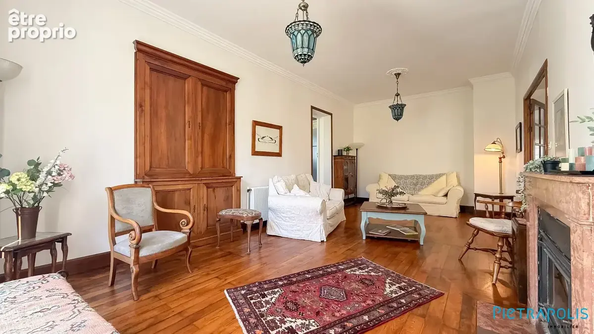 Maison 9 pièces 210 m² à vendre à Fleurieu-Sur-Saone (69250) - photo 7