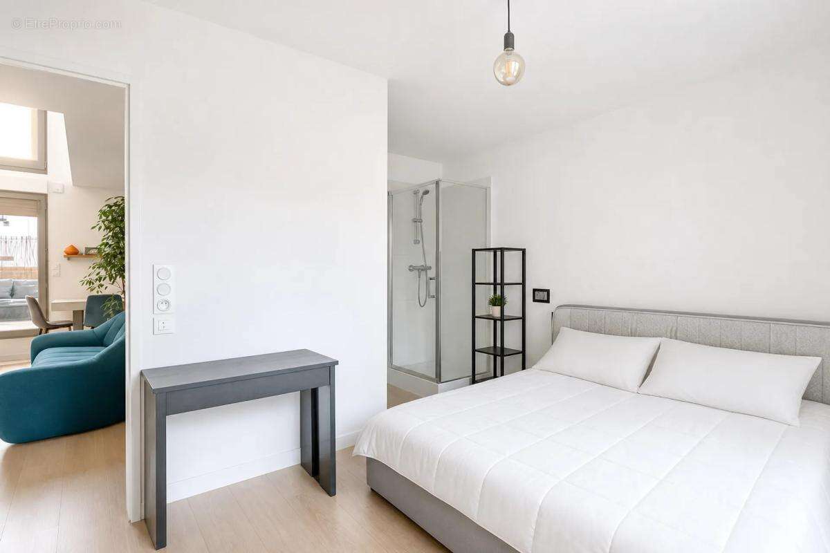 Appartement à COLOMBES