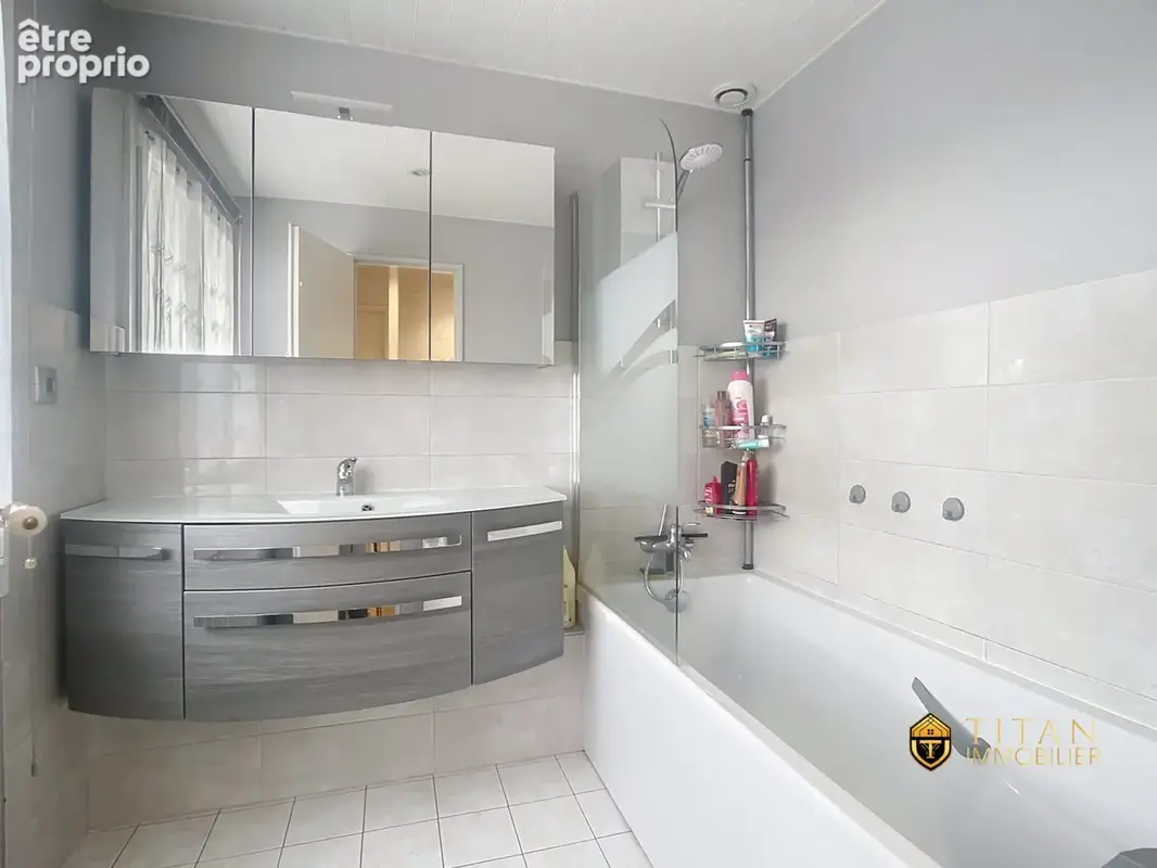Maison familiale, 3 chambres, jardin, garage, Dunkerque (59640)-Titan Immobilier