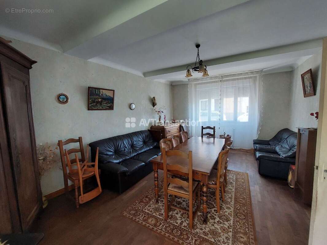 Maison à VAIGES