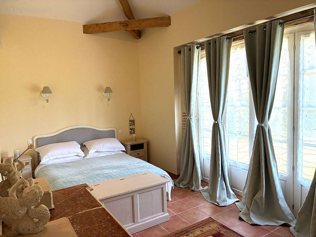 Propriété de charme avec maisons d'amis , granges et piscine - photo 22
