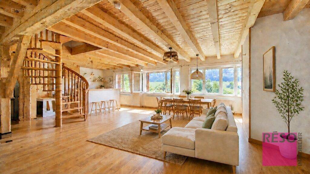 Appartement à HABERE-LULLIN