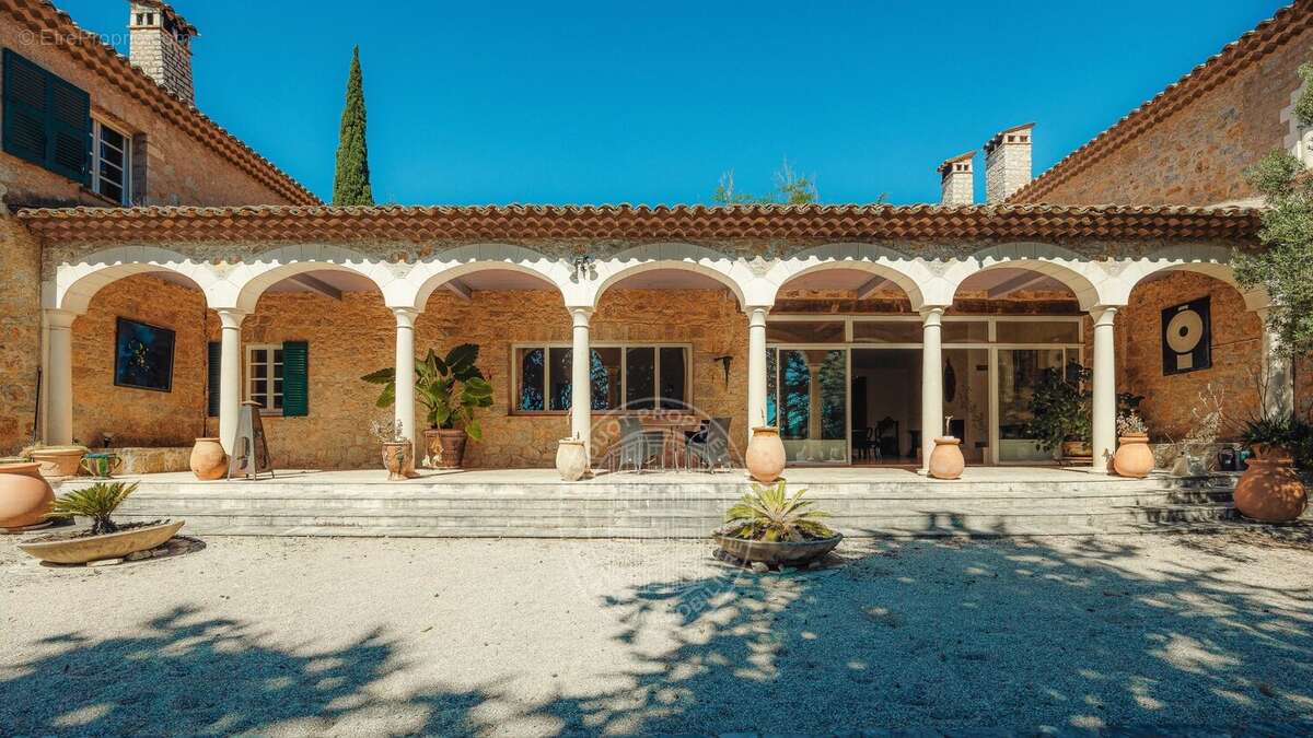 Maison à SEILLANS