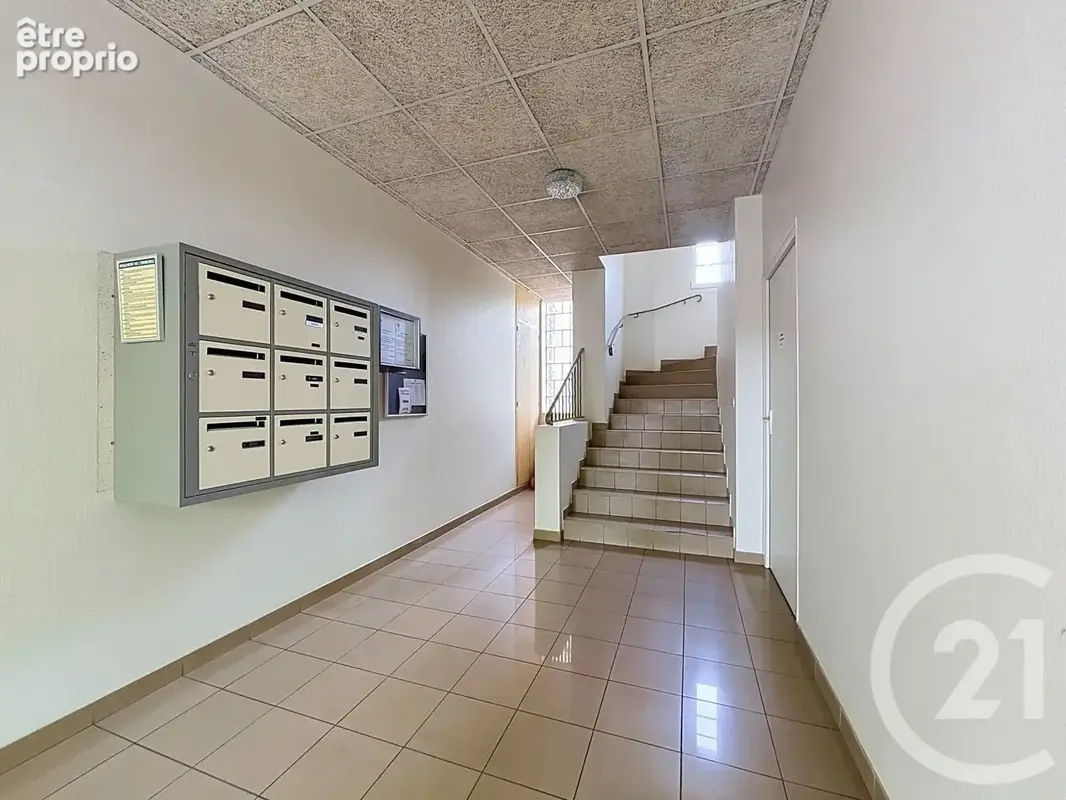 Appartement 3 pièces 60 m² à vendre à Saint-Valerien (89150) - photo 3