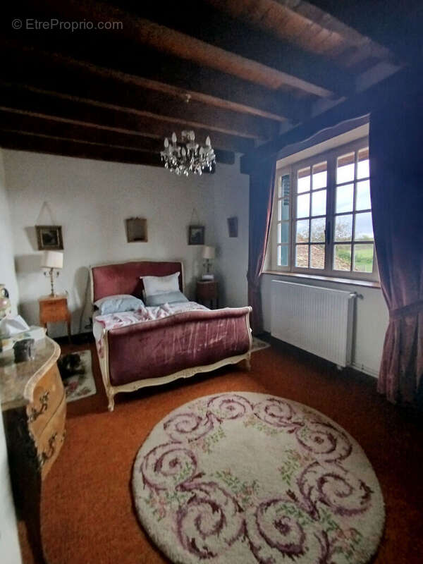 Maison à DRACY-SAINT-LOUP