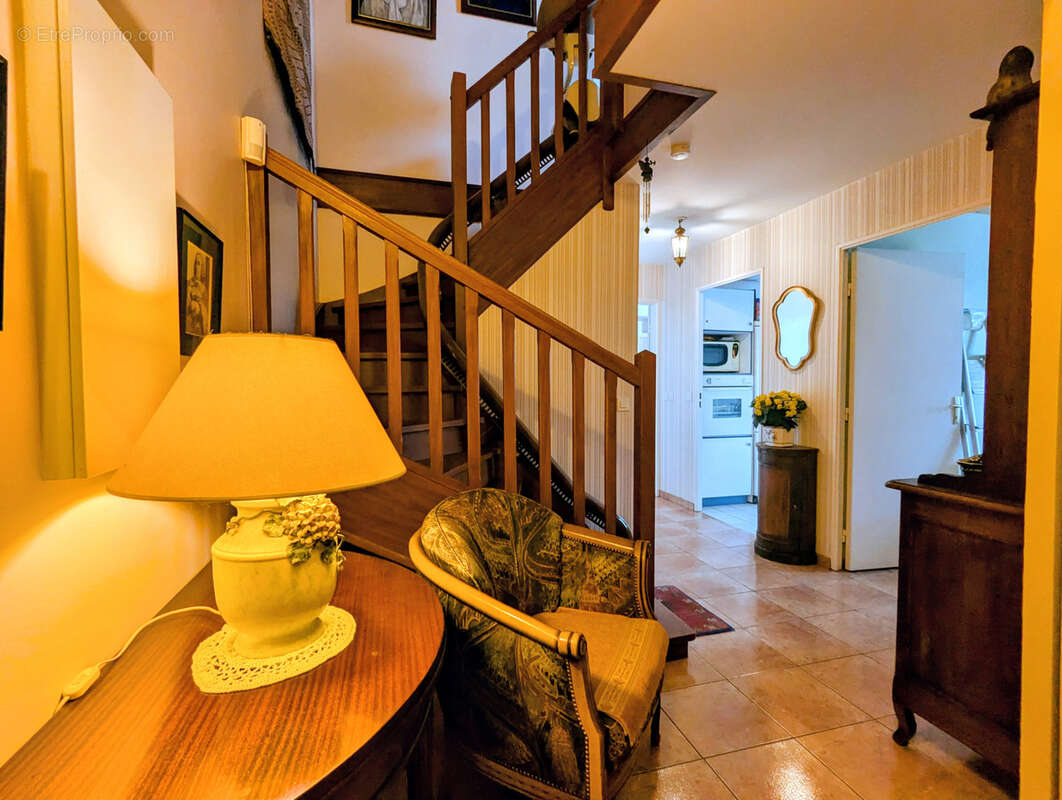 Appartement à BEAUCHAMP