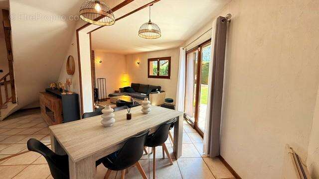 Maison 116 m² à Scionzier  - photo 6