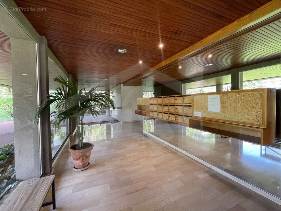 Appartement à MEYLAN