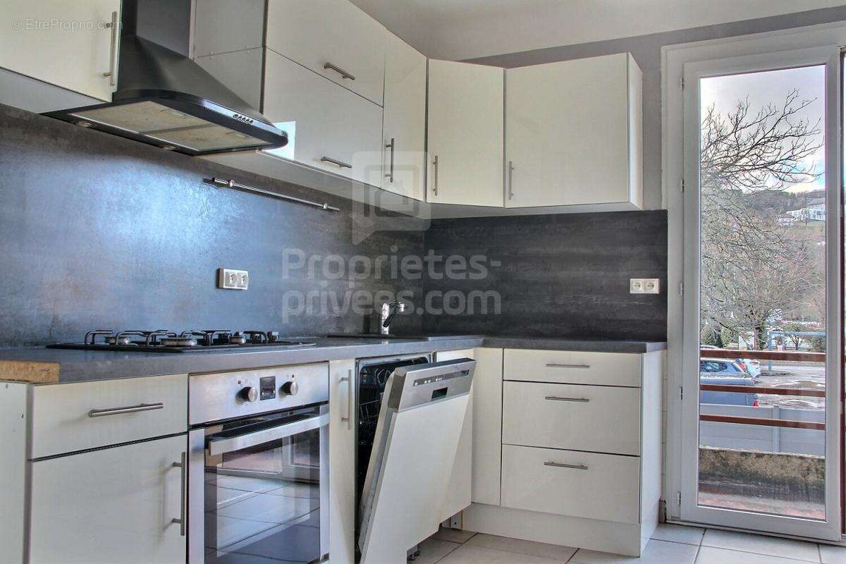 Appartement à BASSENS