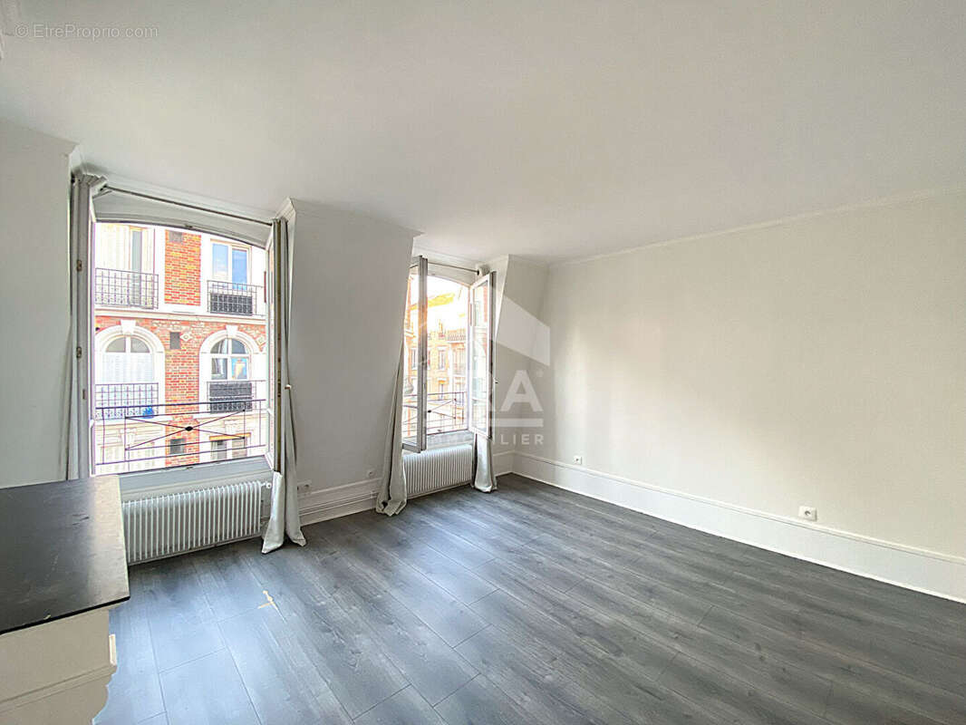 Appartement à LEVALLOIS-PERRET