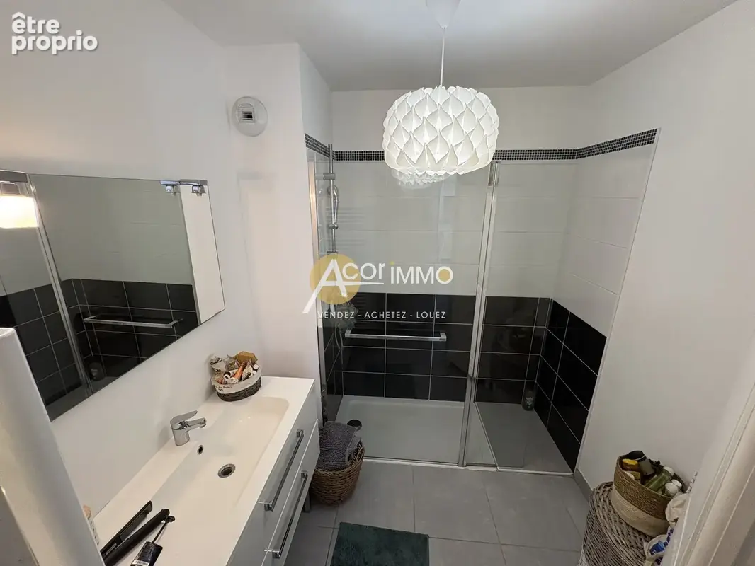Magnifique REZ DE JARDIN , residence de standing bel appartement 1 chambre-stationnement privé - photo 6