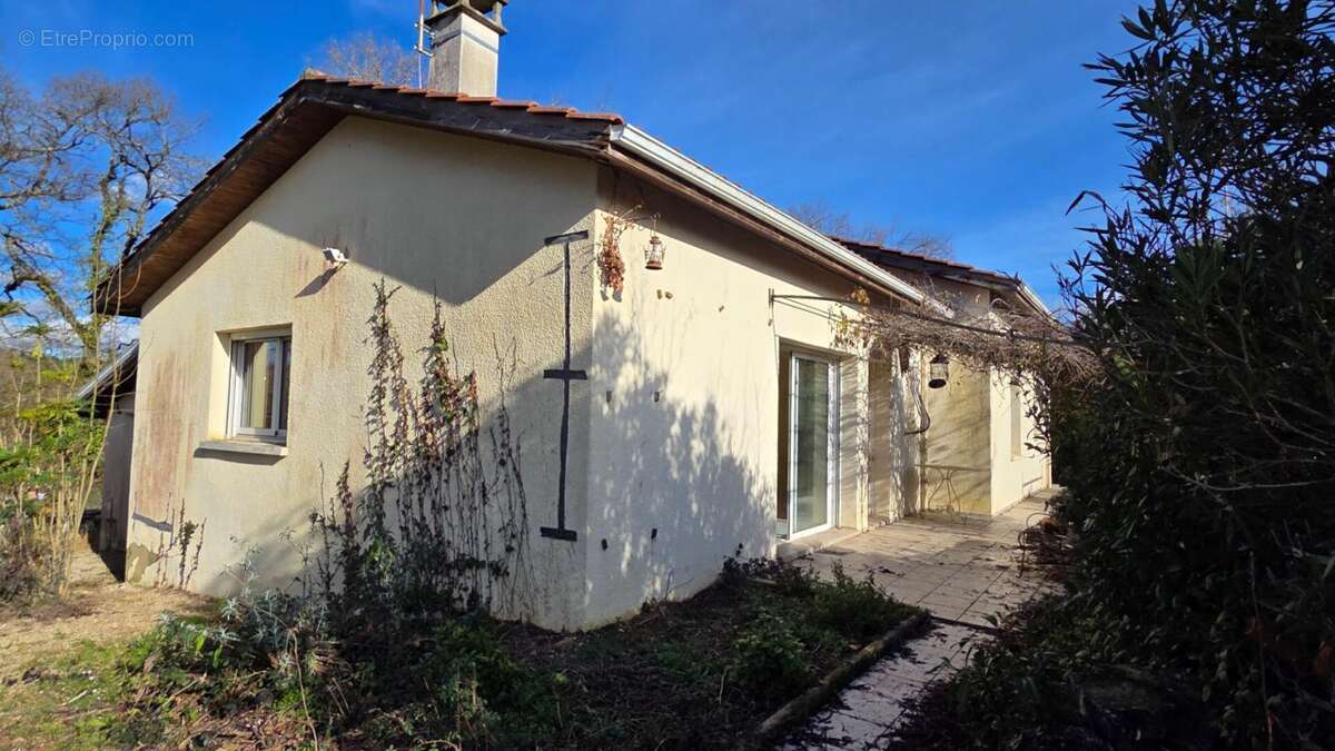 Maison à MIRANDE