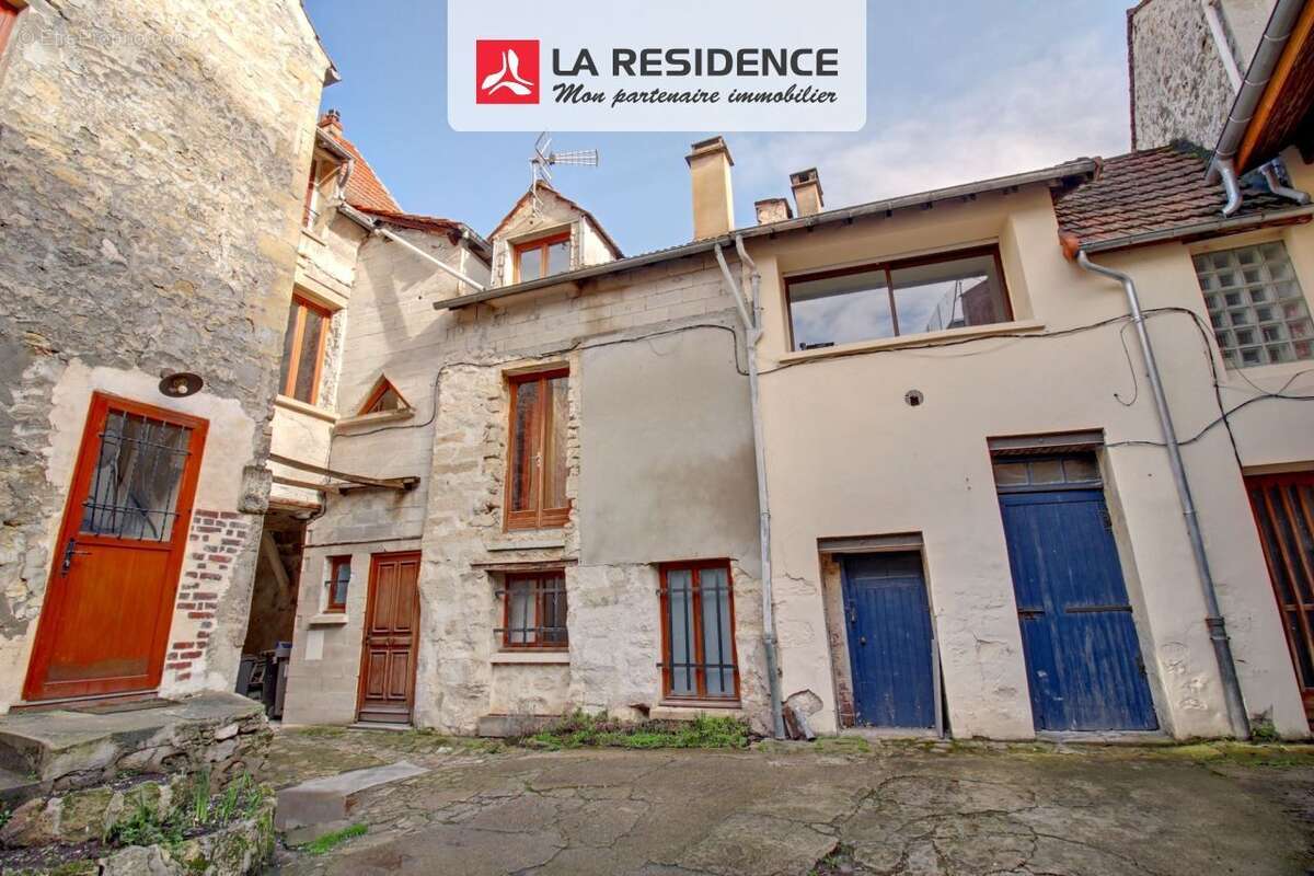 Maison à CONFLANS-SAINTE-HONORINE