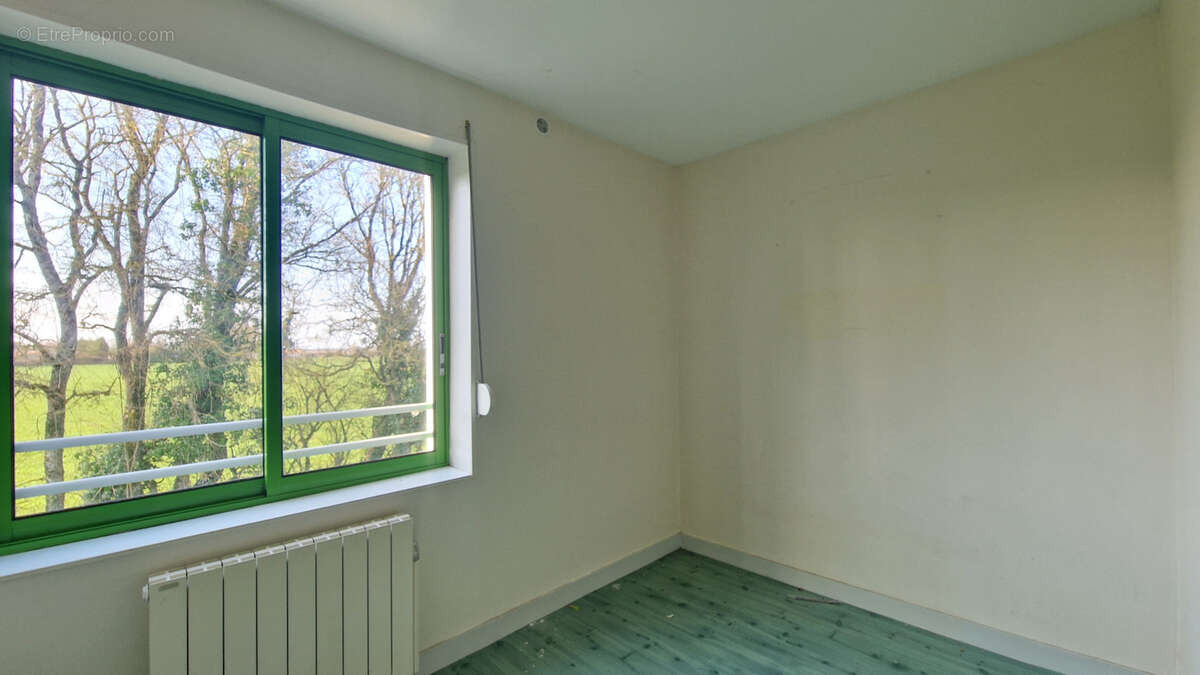 Autre à SAINT-SAUVANT