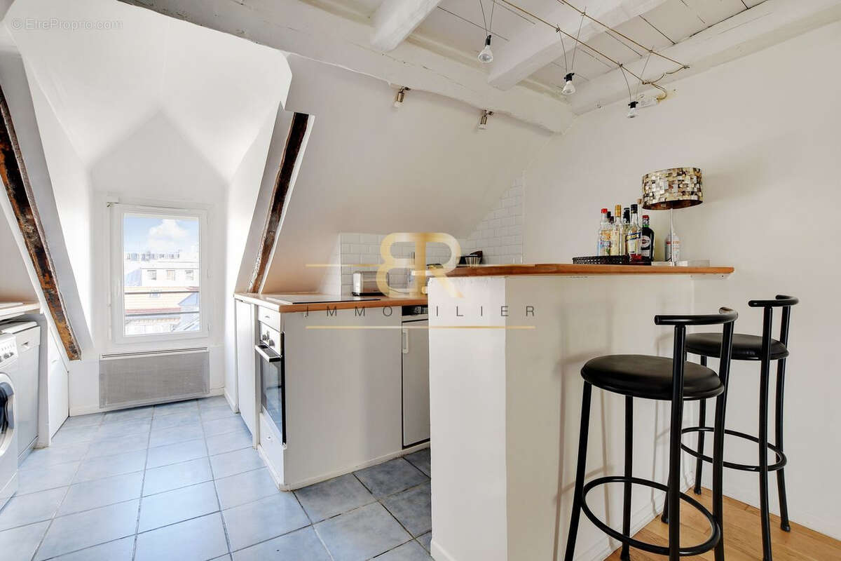 Appartement à PARIS-11E
